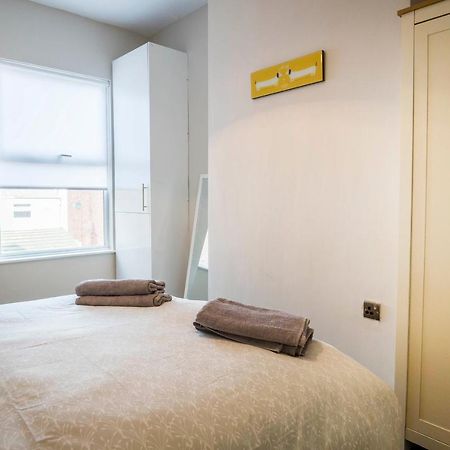 Spacious, Modern 4 Bed House Close To City Centreチェスター エクステリア 写真