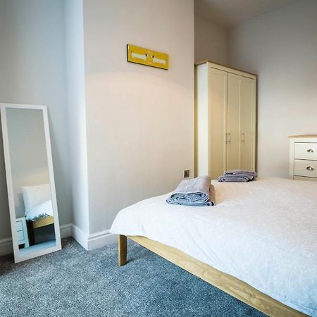 Spacious, Modern 4 Bed House Close To City Centreチェスター エクステリア 写真