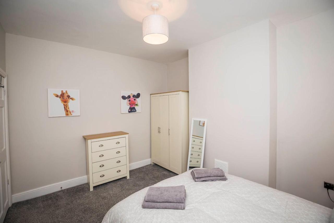 Spacious, Modern 4 Bed House Close To City Centreチェスター エクステリア 写真